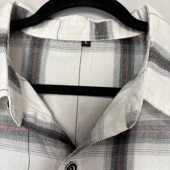 SHEIN Mens Plaid Flannel Size L Lightweight Layering Piece Long Sleeve - Picture 2 of 8